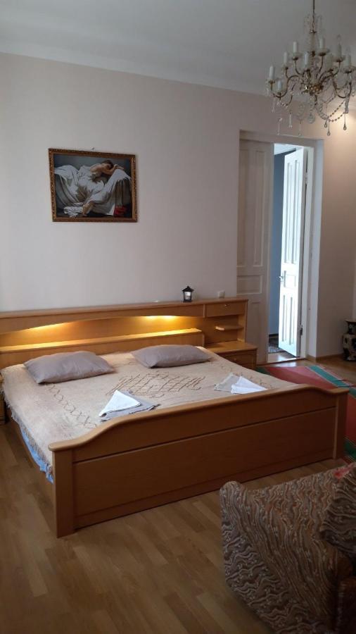 Mero House Kutaiszi Kültér fotó